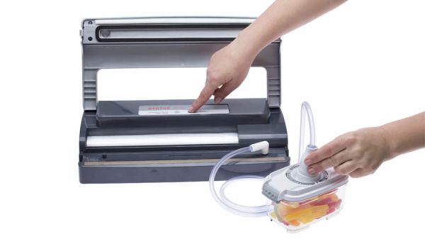 Prikaz vakuumiranja posode z aparatom BV500.